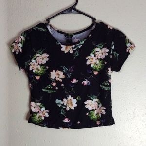 Floral crop tee